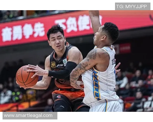 2020年CBA常规赛精彩对决北京队迎战广东队全场回顾与精彩瞬间分析 2020年CBA常规赛精彩对决北京队迎战广东队全场回顾与精彩瞬间分析