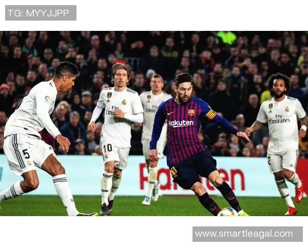 西甲经典对决回顾巴萨与皇马2018年精彩录播重温